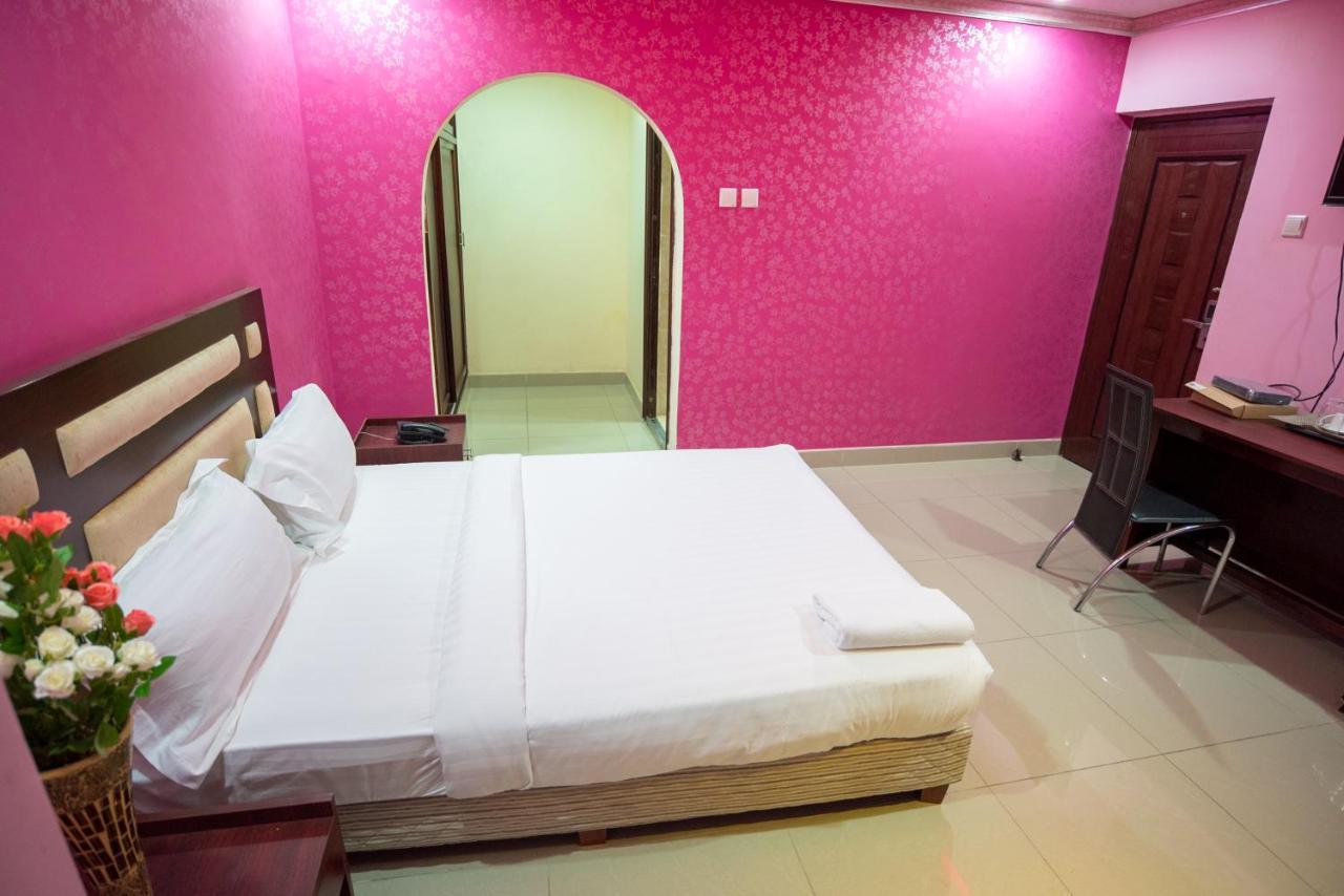 Euro Hotel And Apartments 다르에스살람 외부 사진